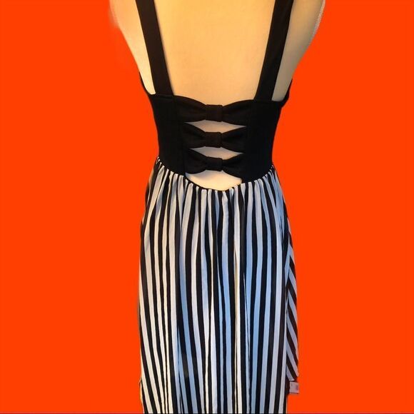 Chelsea brand hi/ low dress!! - Picture 10 of 12